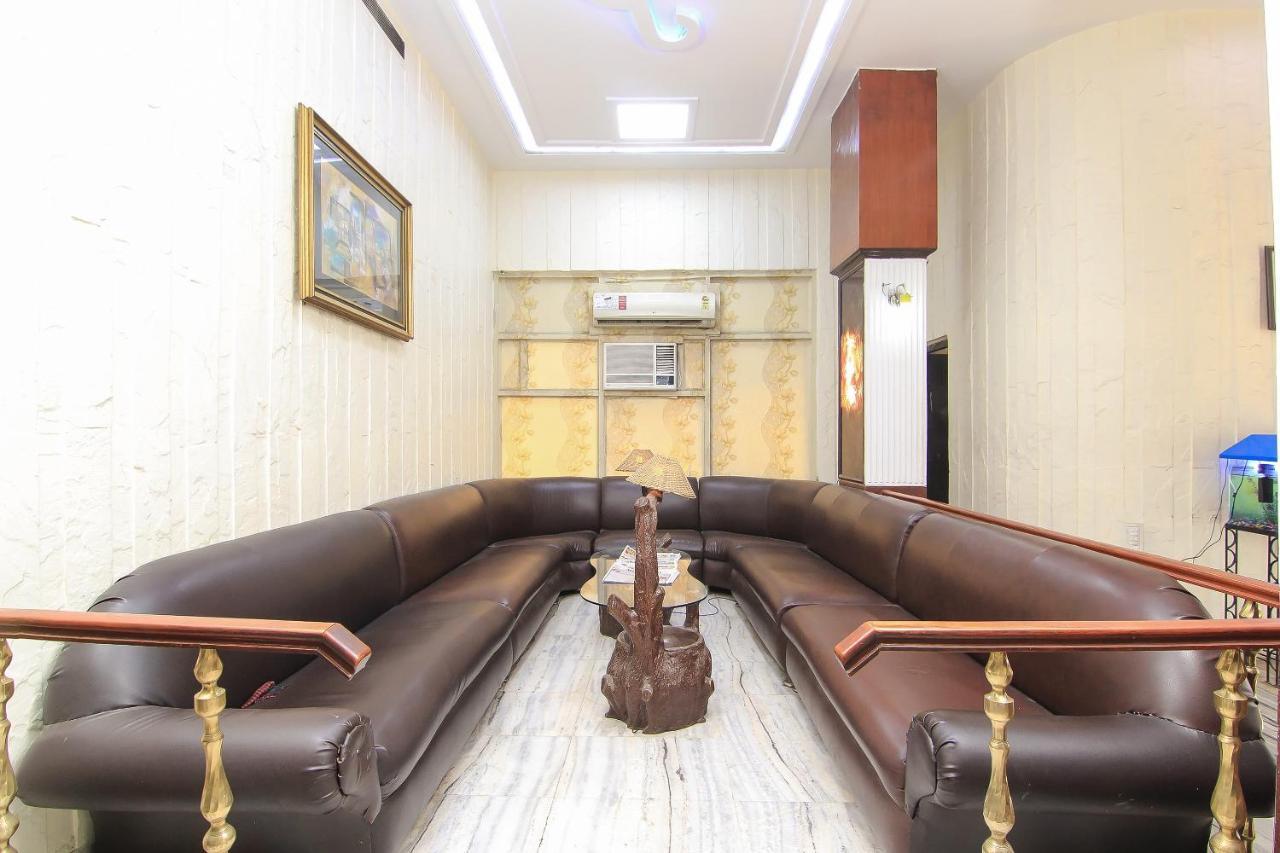 Oyo 2569 Hotel Paradise Kanpur Exterior foto